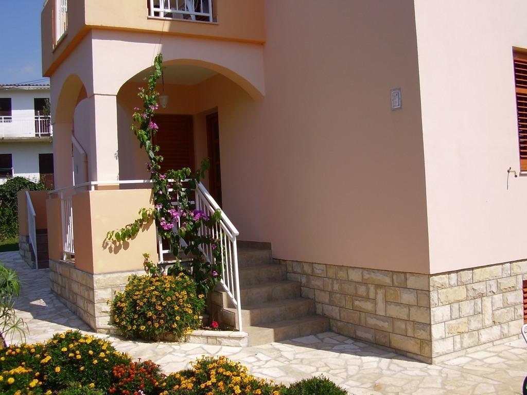 Apartments Vodopija 300M To The Beach Sveti Filip i Jakov Zimmer foto